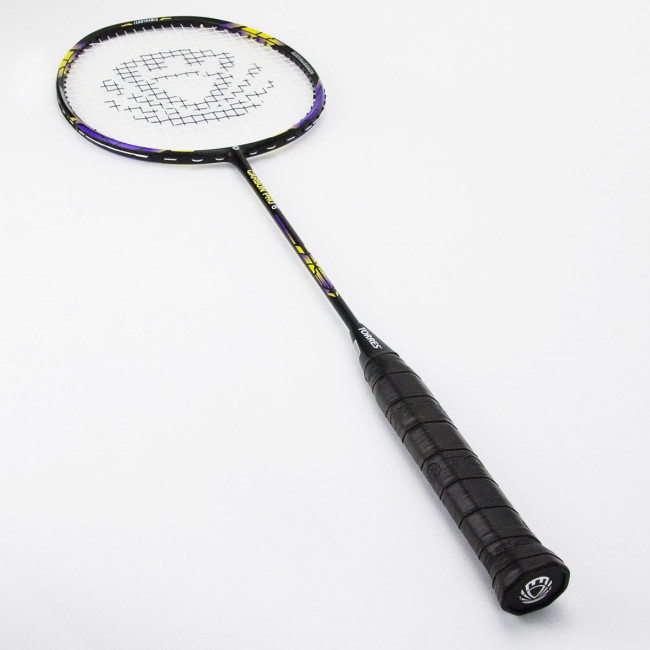 Ракетка для бадминтона TORRES Carbon PRO6,арт.BD20521,для продв.,стерж/обод из карбона,со струнами, фиол 